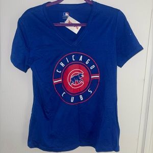 NWT MLB Women/Ladies Cut Chicago Cubs short sleeve T-Shirt Medium